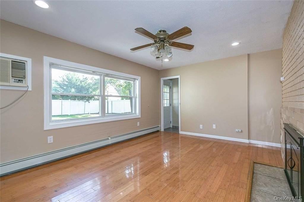 68 Bloomingdale Rd - Photo 6 of 17