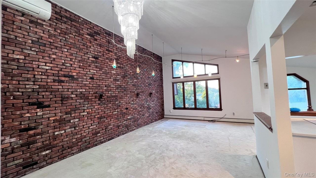 1907 Clintonville St #2FL - Photo 2 of 12