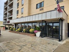 featured image of 235 W Park Ave #106
