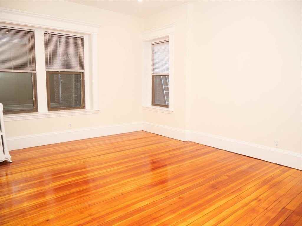 1378 Beacon St #10 - Photo 5 of 7