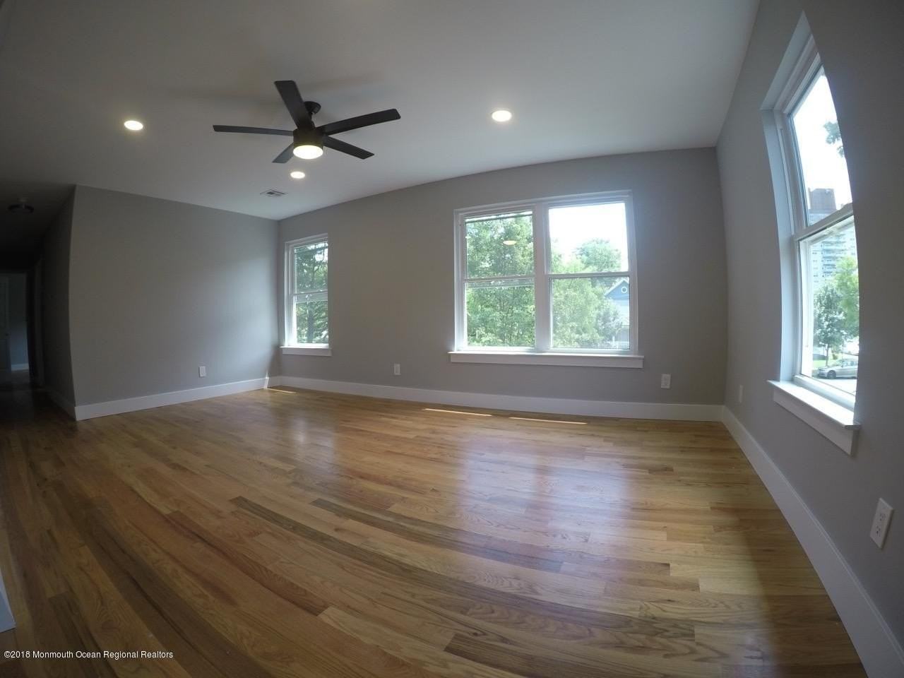 517 Asbury Ave #C - Photo 6 of 18