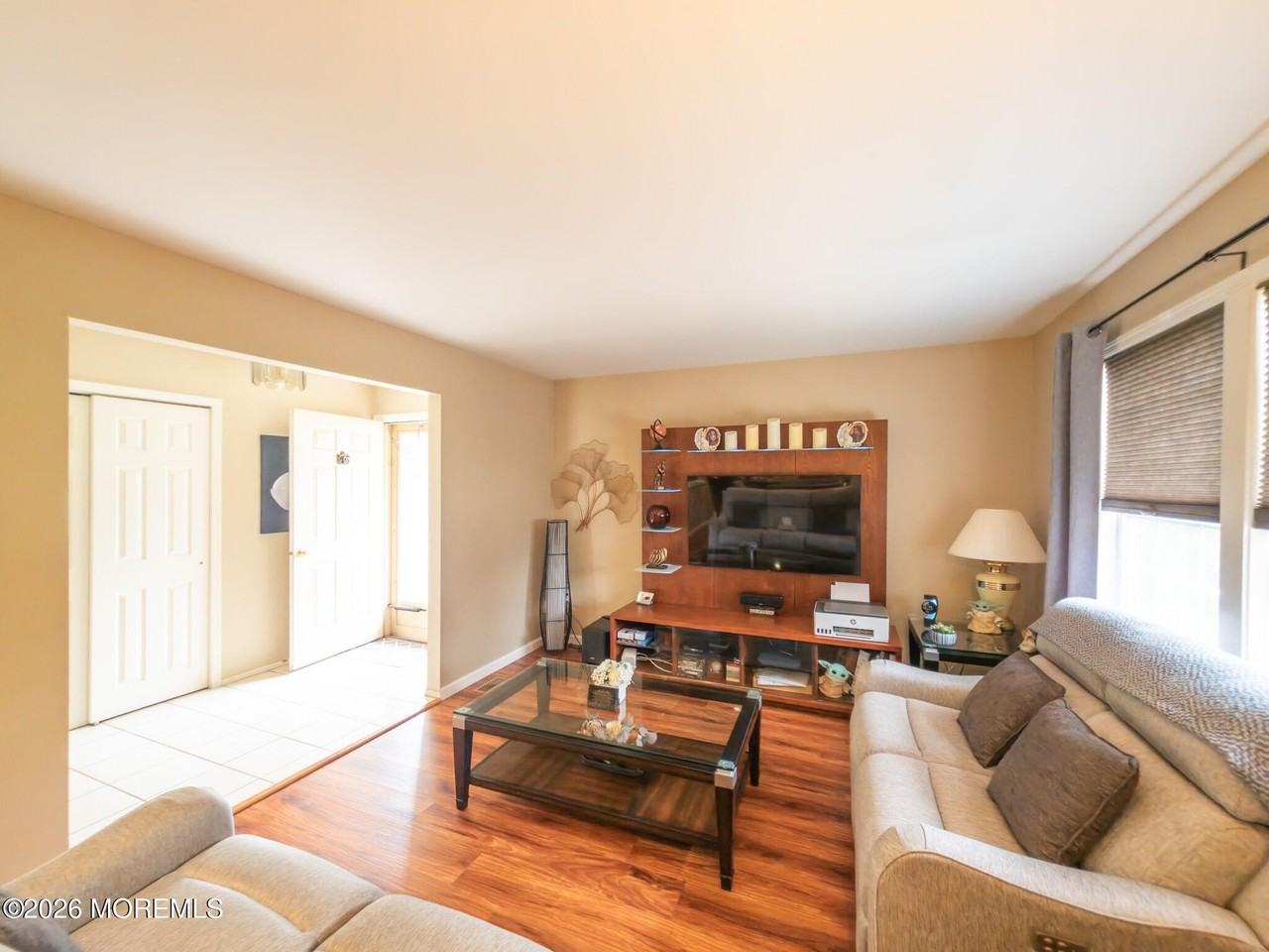 6B Patrick Henry Ct - Photo 5 of 24