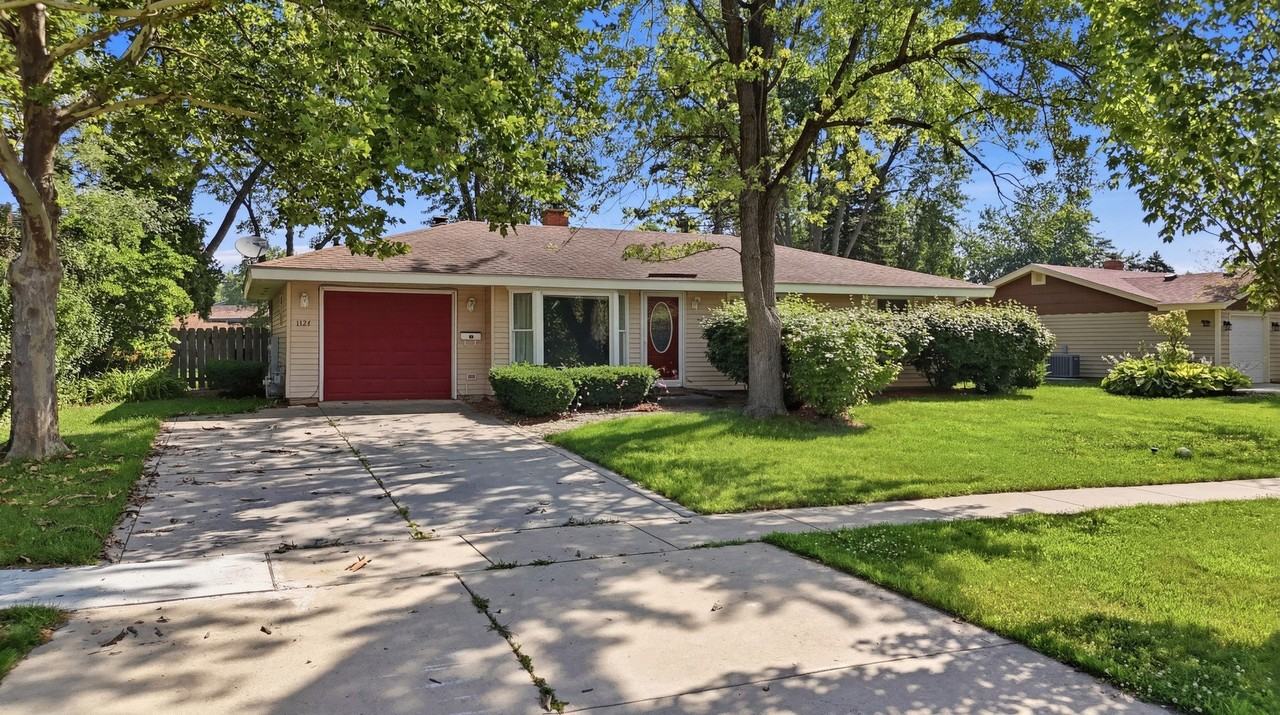 1624 W Weathersfield Way - Photo 4 of 36