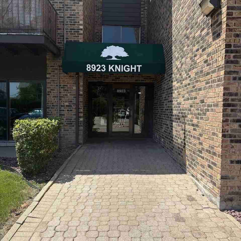 8923 Knight Ave #312