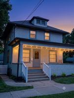 featured image of 124 E Sunnyside Ave