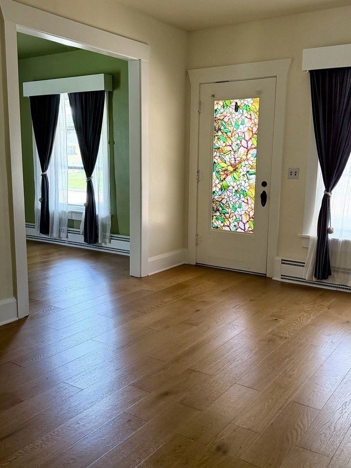 124 E Sunnyside Ave - Photo 4 of 22