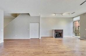 324 N Jefferson St #302 - Photo 3 of 26
