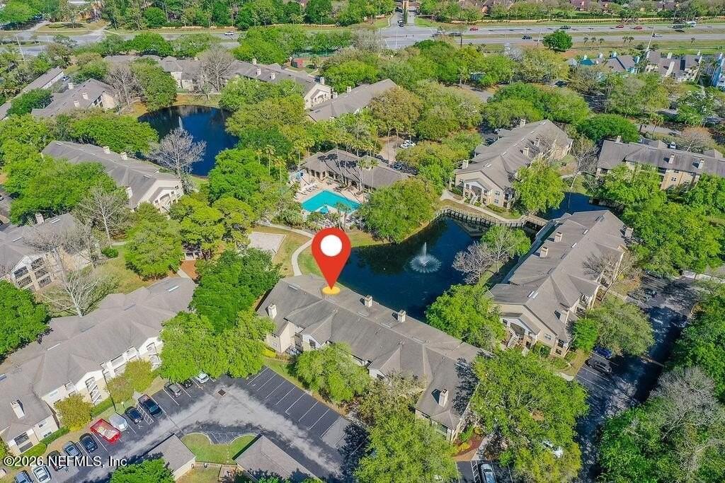 19 Arbor Club Dr #211