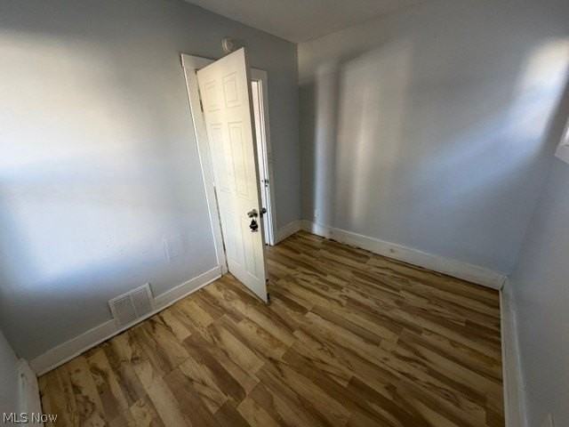 3134 W 46th St - Photo 6 of 7