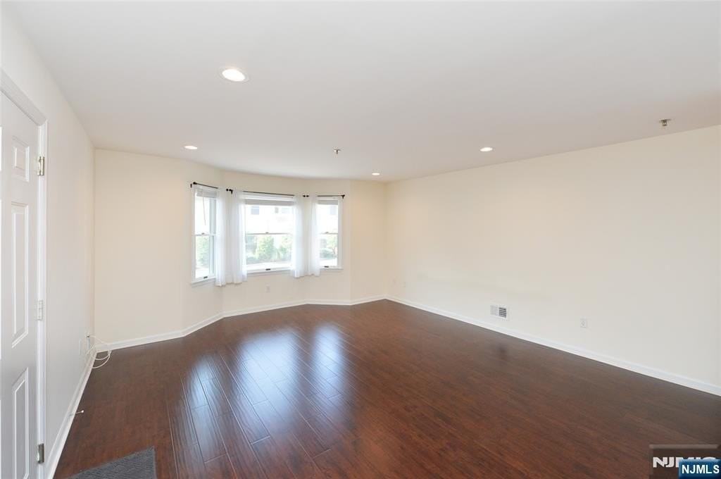 45 Royal Ave #49 - Photo 5 of 16