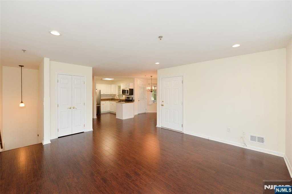 45 Royal Ave #49 - Photo 7 of 16