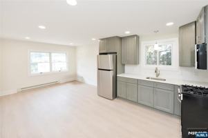 featured image of 255 Rea Ave #6