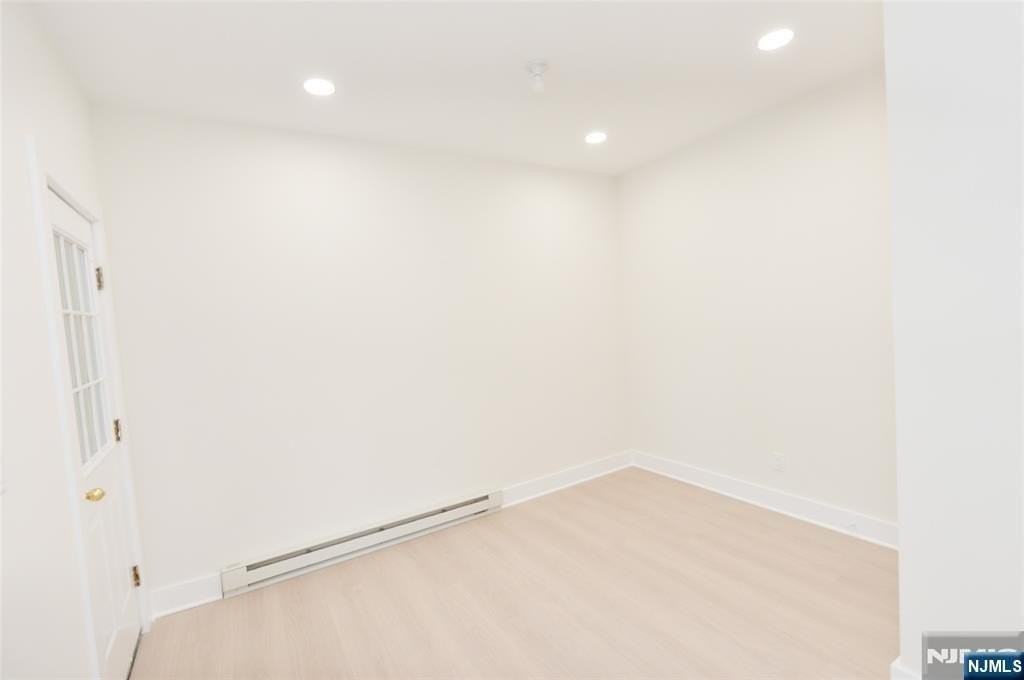 255 Rea Ave #6 - Photo 7 of 14