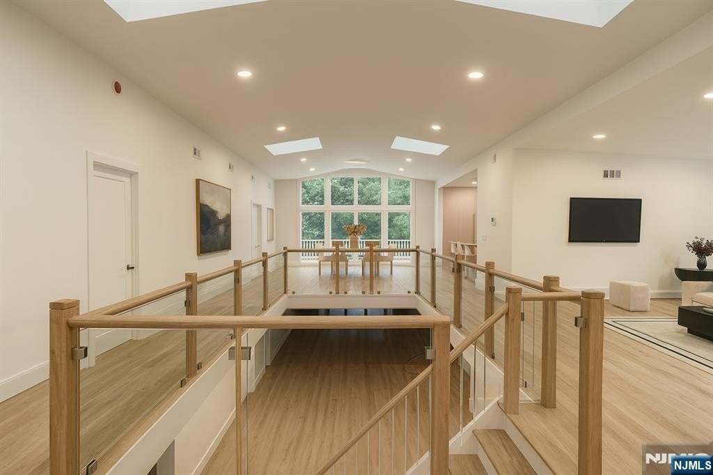 46 Overlook Rd - Photo 5 of 19