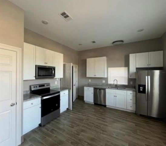 3529 Kings Dr - Photo 4 of 8
