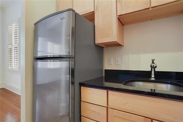 7014 Saint Charles Ave #E - Photo 5 of 7