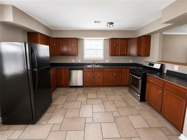 1001 E Saint Avide St - Photo 5 of 16