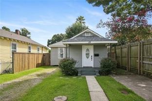 15 Crislaur Ave - Photo 1 of 1