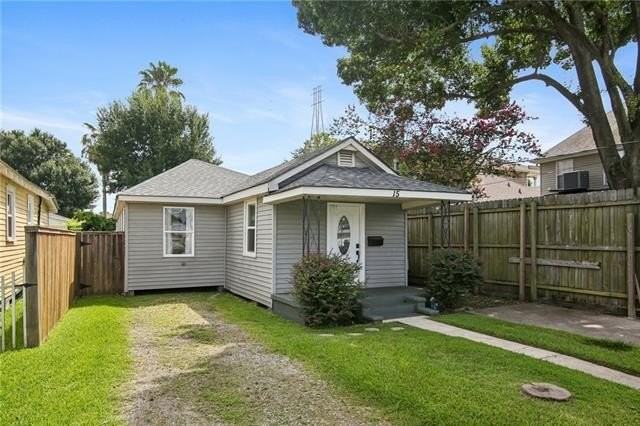 15 Crislaur Ave - Photo 2 of 21