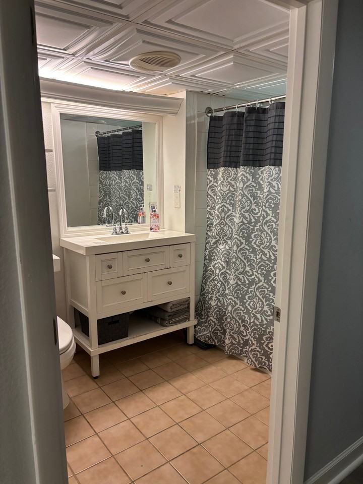 151 E Washington St #MO - Photo 2 of 3