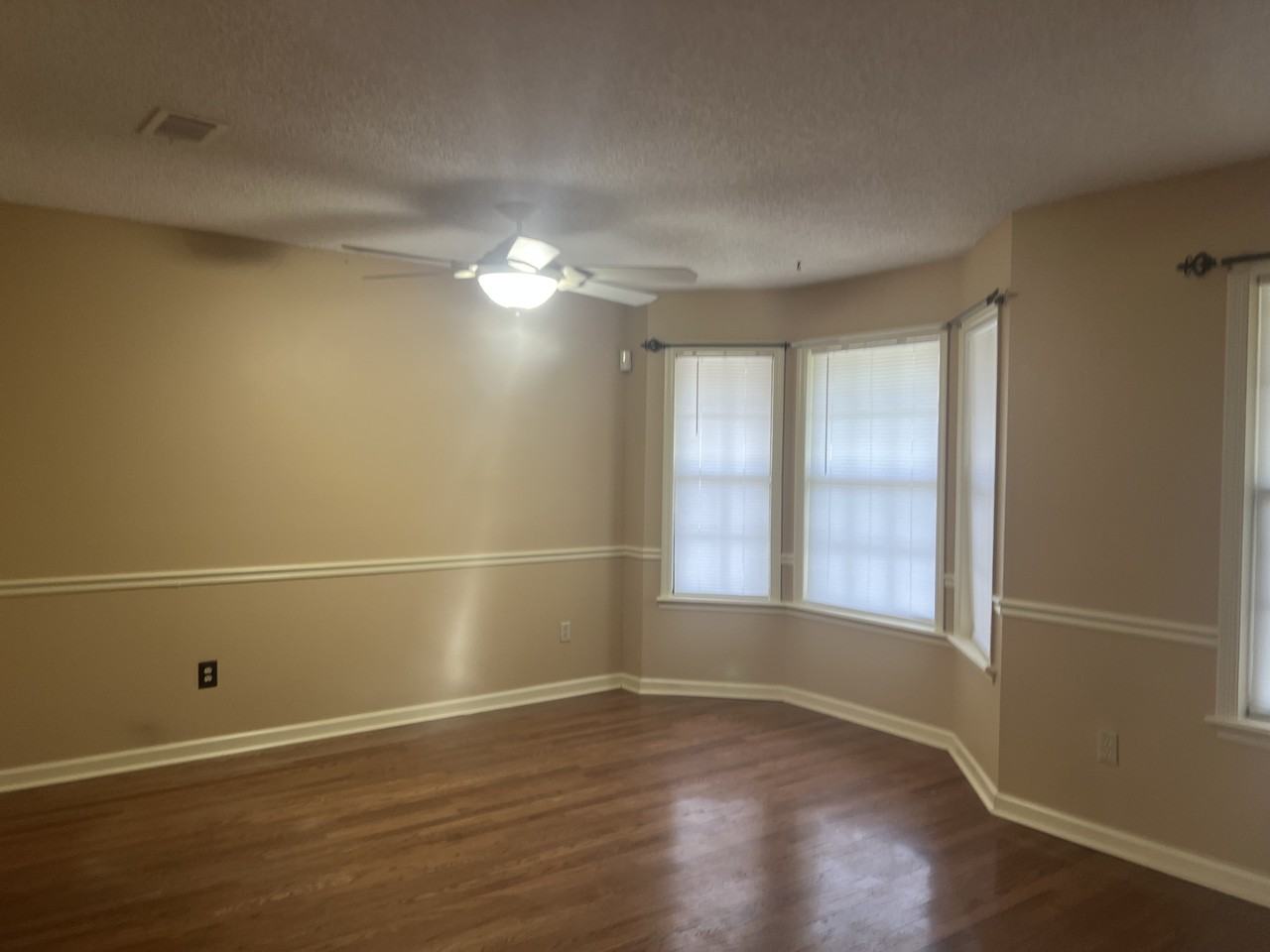 808 Barony Ct #1 - Photo 3 of 10