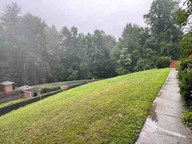 242 Keystone Drive Ext - Photo 2 of 8