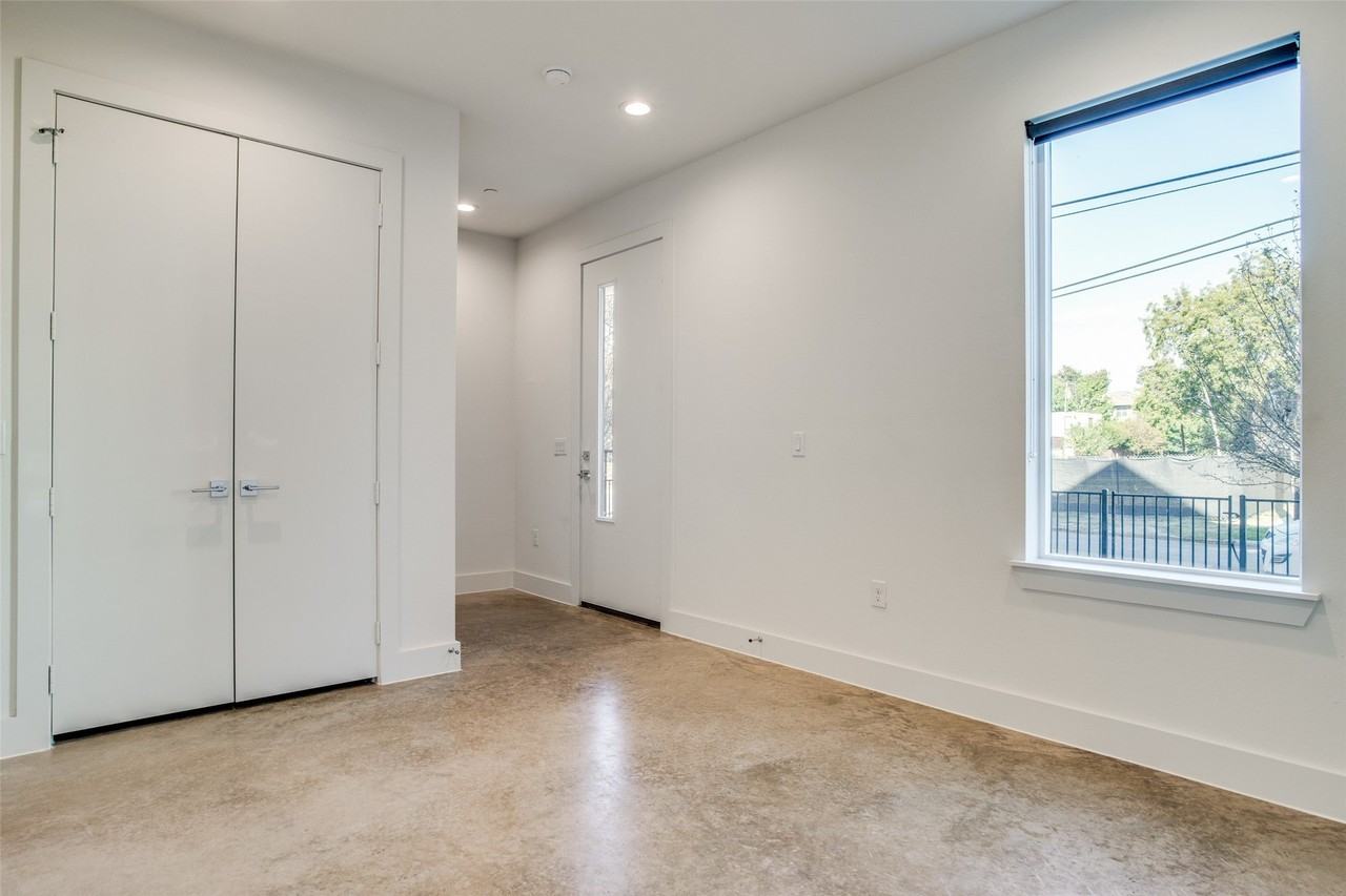 2128 Ashby St #303 - Photo 2 of 27