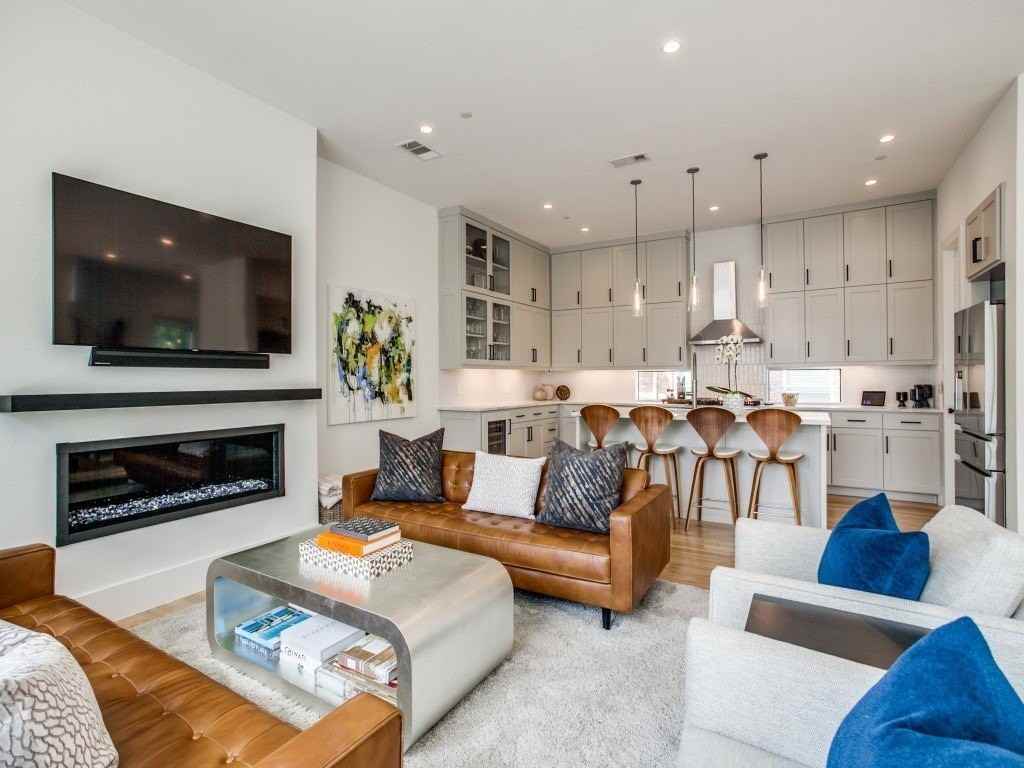 2719 Reagan St #101 - Photo 6 of 19