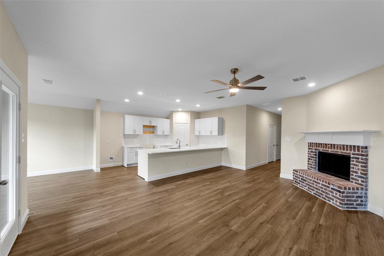 200 Pennington Rd - Photo 5 of 22