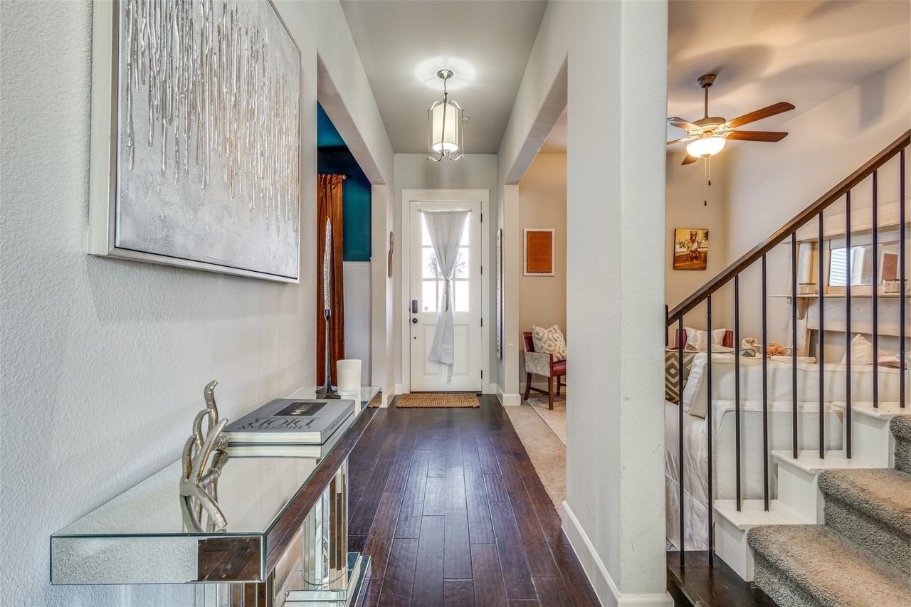 1132 Moonstone St - Photo 3 of 31