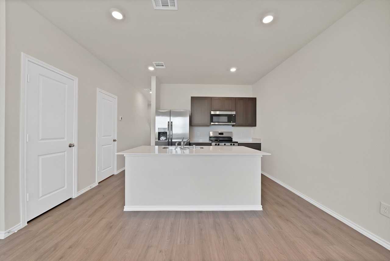 124 Tall Cedar Way - Photo 6 of 26