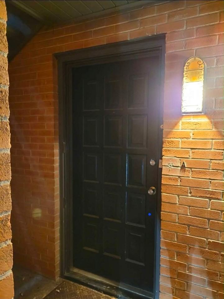 558 E Avenue J #A - Photo 2 of 13