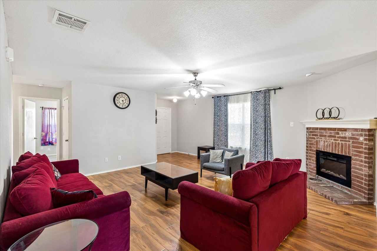 5720 Mountain Stream Trl - Photo 3 of 16