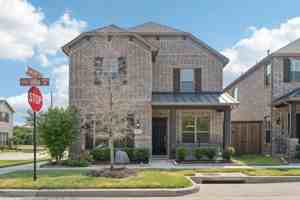 featured image of 4432 Villa Dr