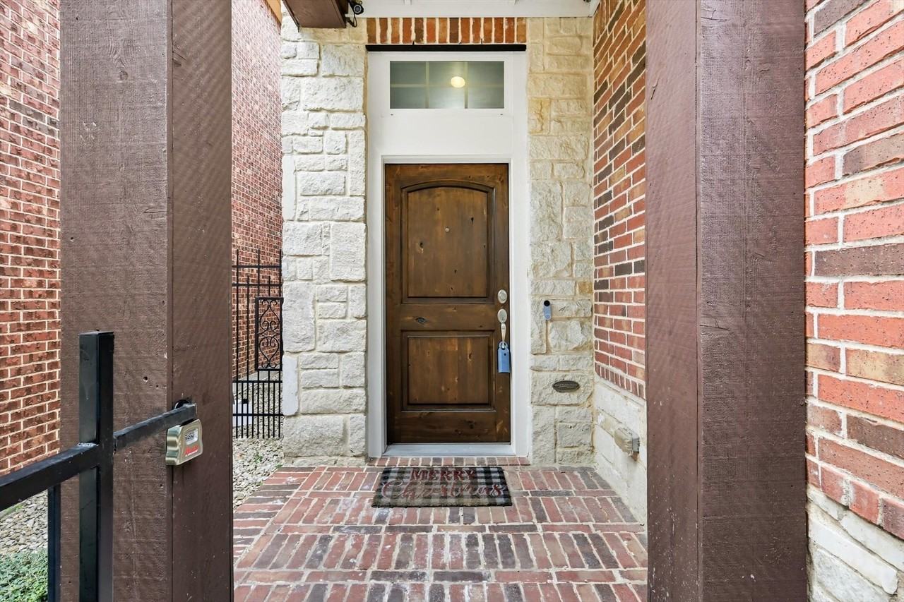 6665 Escena Blvd - Photo 2 of 32