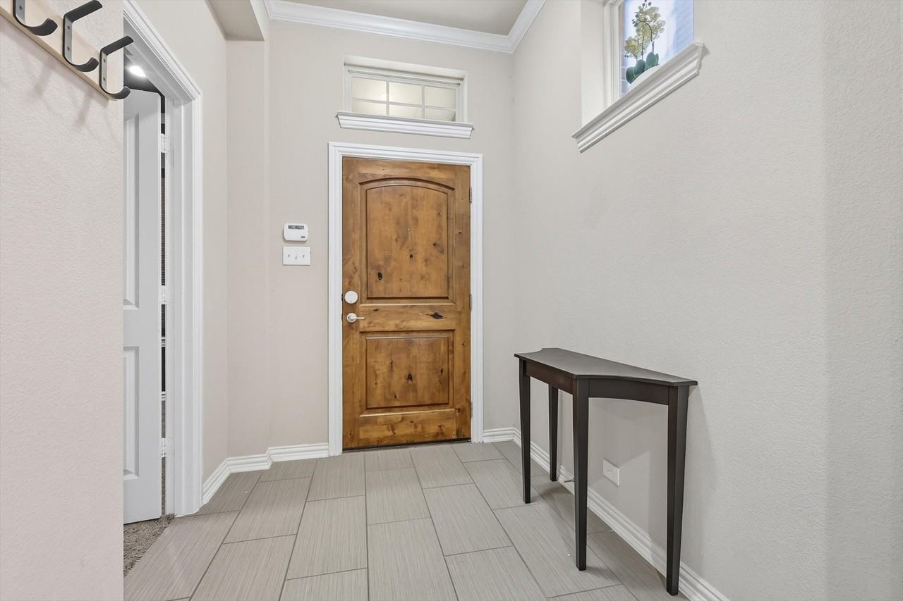 6665 Escena Blvd - Photo 3 of 32