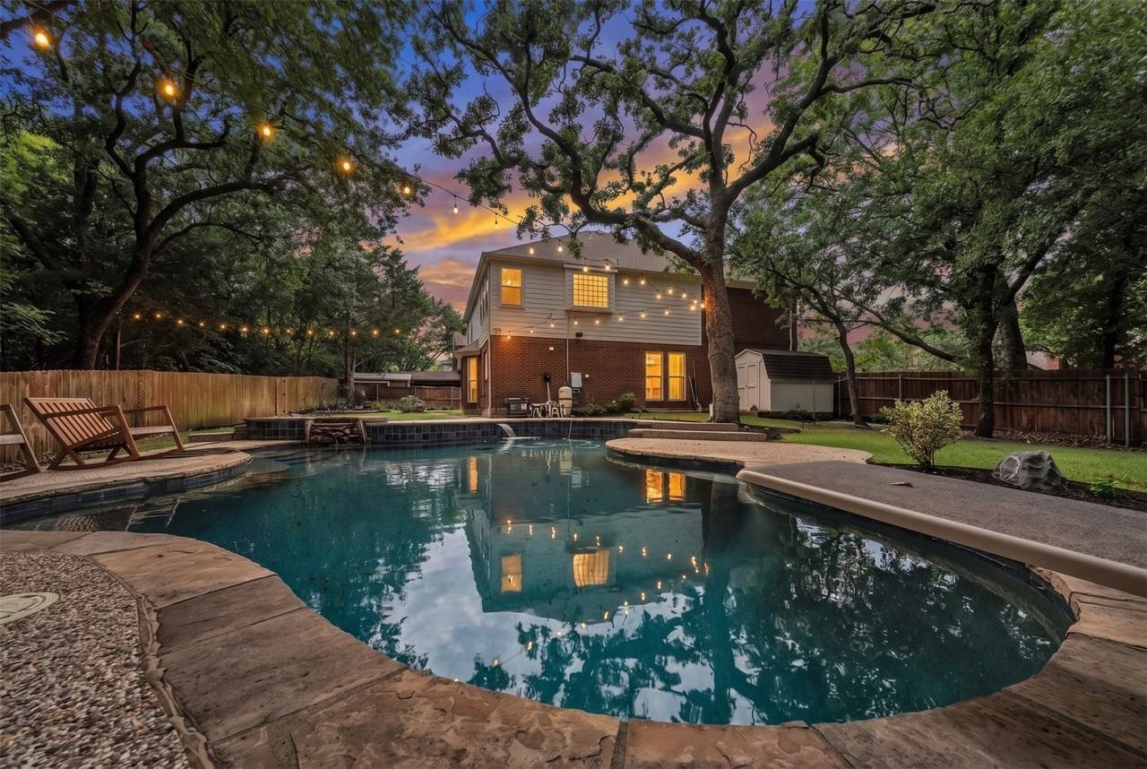 2417 Bonham Trl