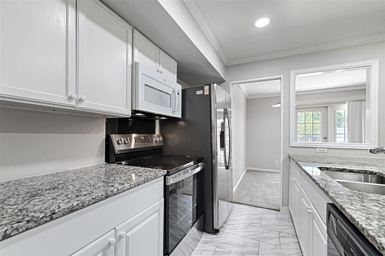 5930 Birchbrook Dr #217 - Photo 7 of 26