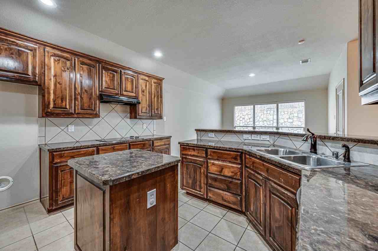 1114 Walter Stephenson Rd - Photo 3 of 16