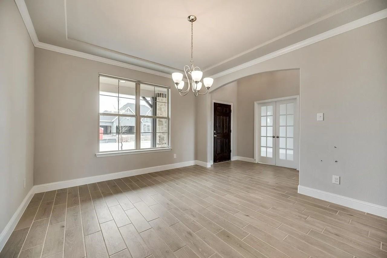 412 Winding Creek Ln - Photo 3 of 25