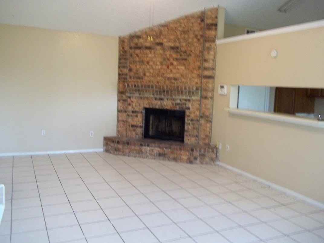 1757 Carrington Dr - Photo 5 of 13