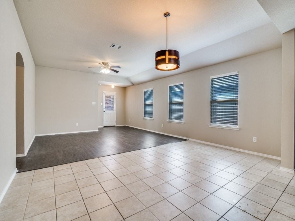 2302 Tombstone Rd - Photo 3 of 26