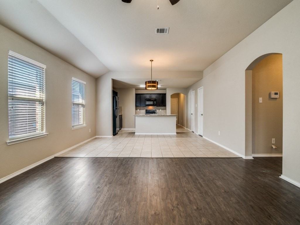 2302 Tombstone Rd - Photo 5 of 26