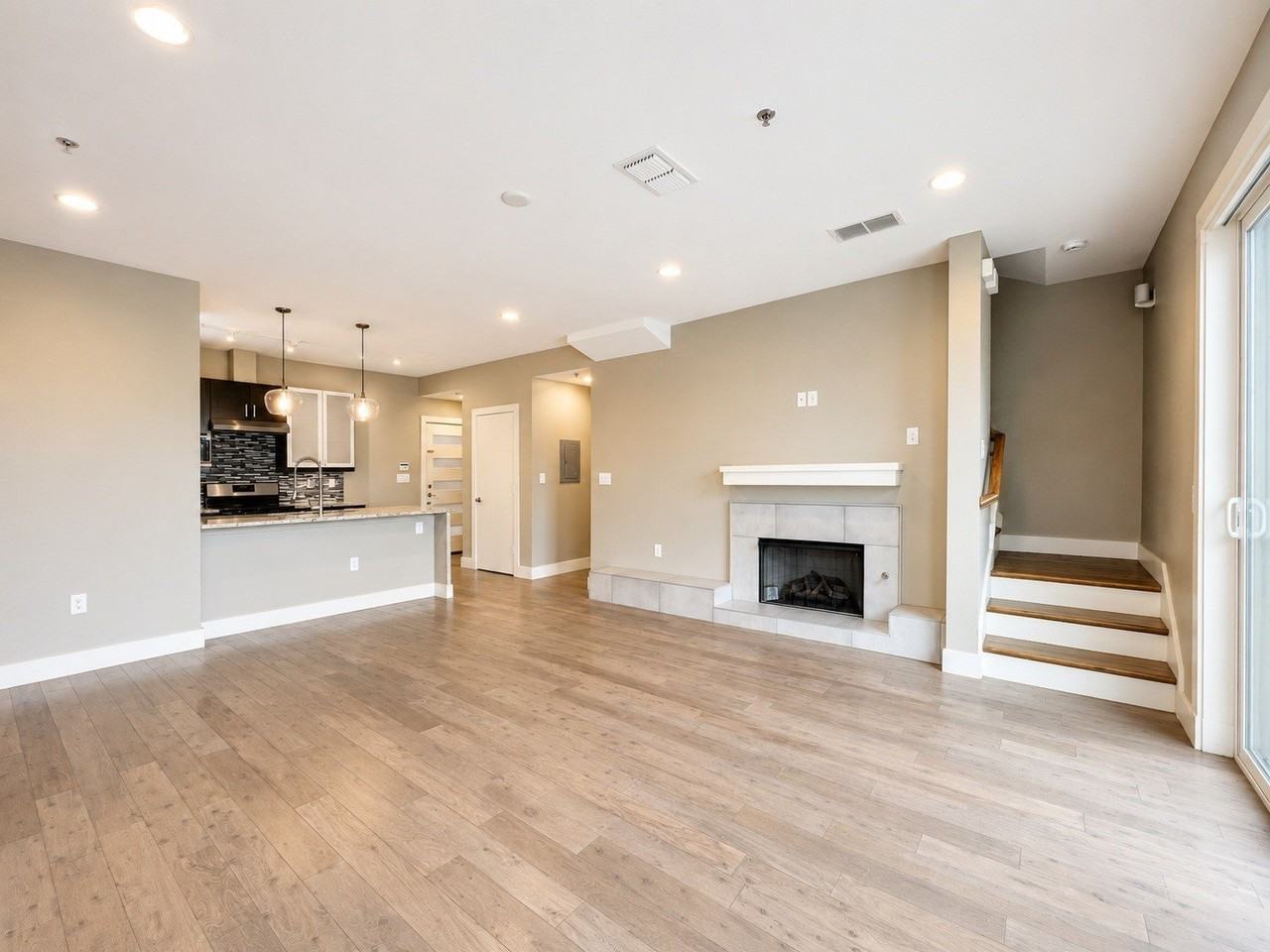 1320 May St #200 - Photo 3 of 22