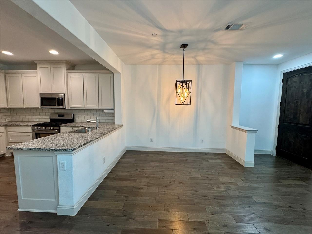 6285 Davison Way - Photo 5 of 12