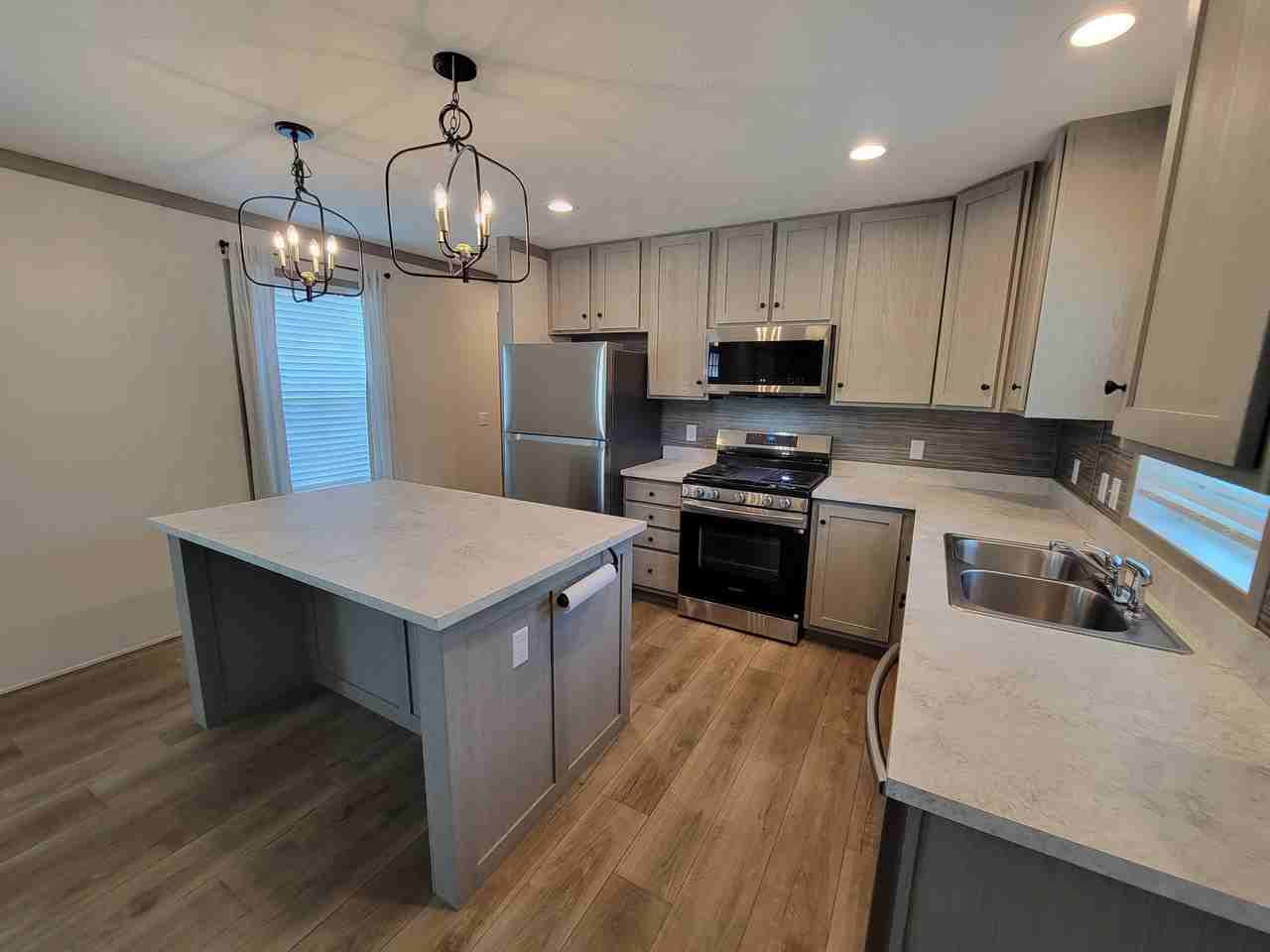 9572 Anchor Dr #115 - Photo 3 of 18