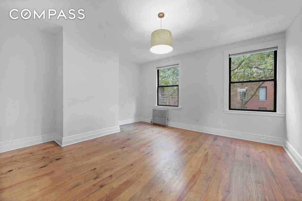 43 Douglass St #3 - Photo 5 of 12