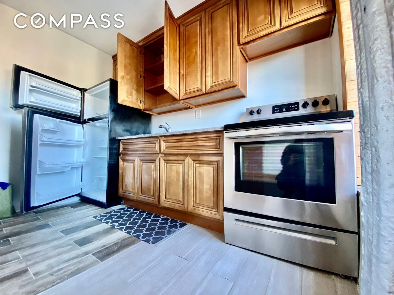 459 Putnam Ave #4 - Photo 4 of 12