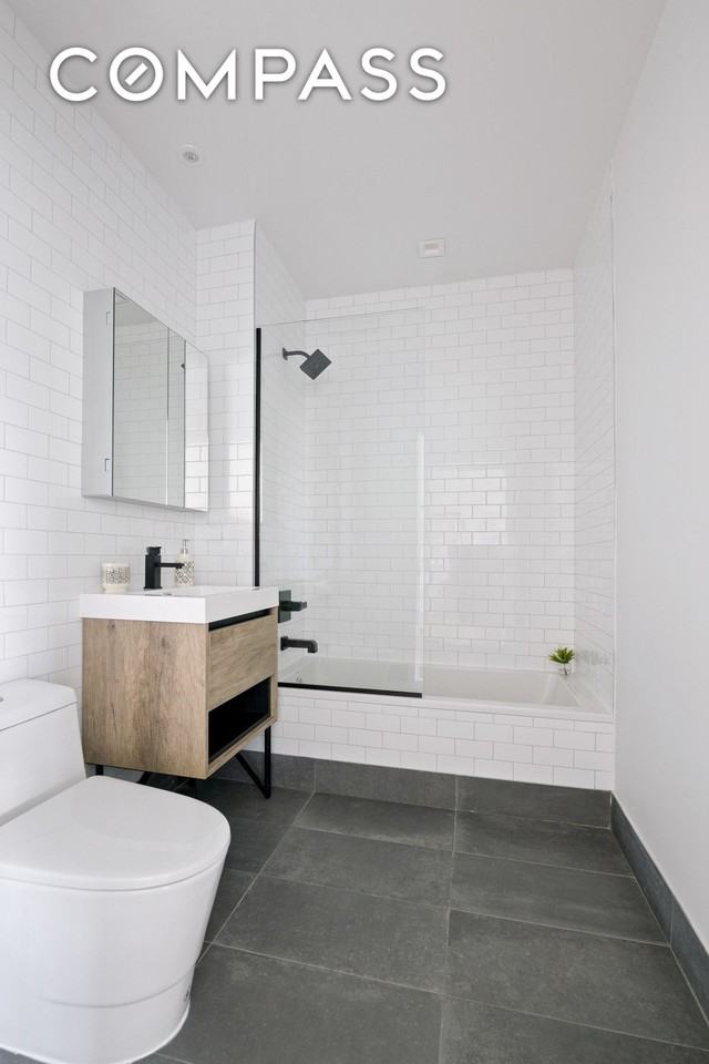 1229 Putnam Ave #4A - Photo 5 of 8