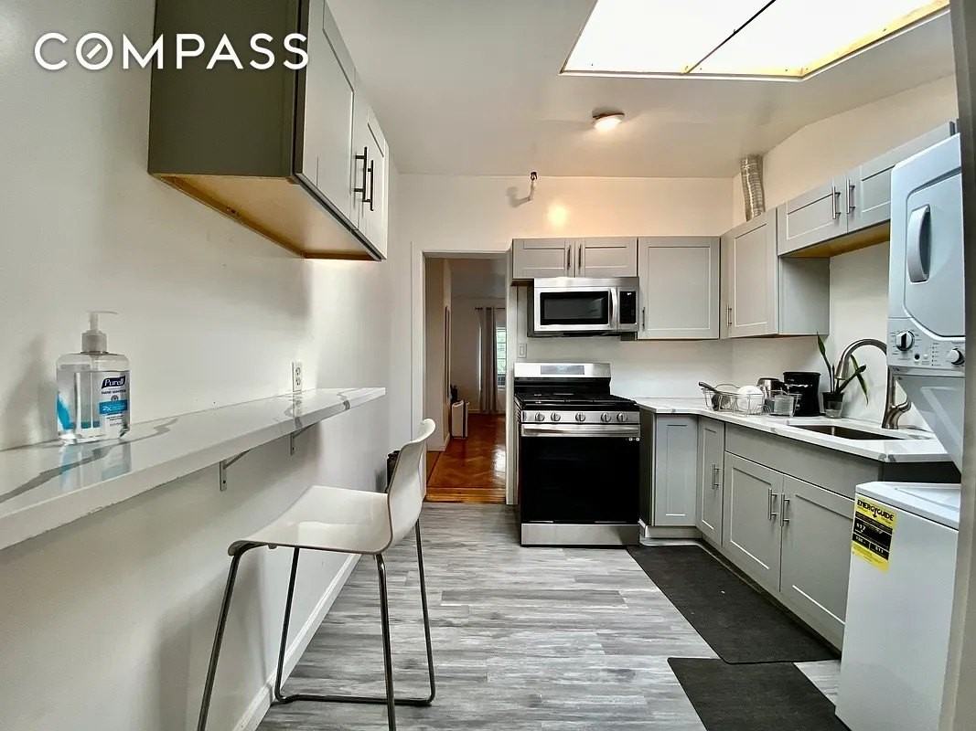 312 Decatur St #3 - Photo 2 of 6